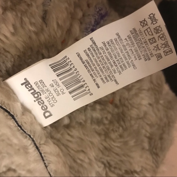 Desigual designer jacket. Sherpa fleece lining. - Picture 5 of 8